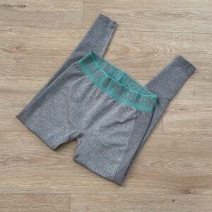 NWOT: Gymshark Gray & Teal Gym Leggings Size Small